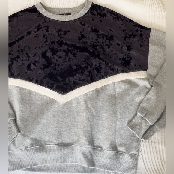 Freshman crew neck size medium - Picture 2 of 5